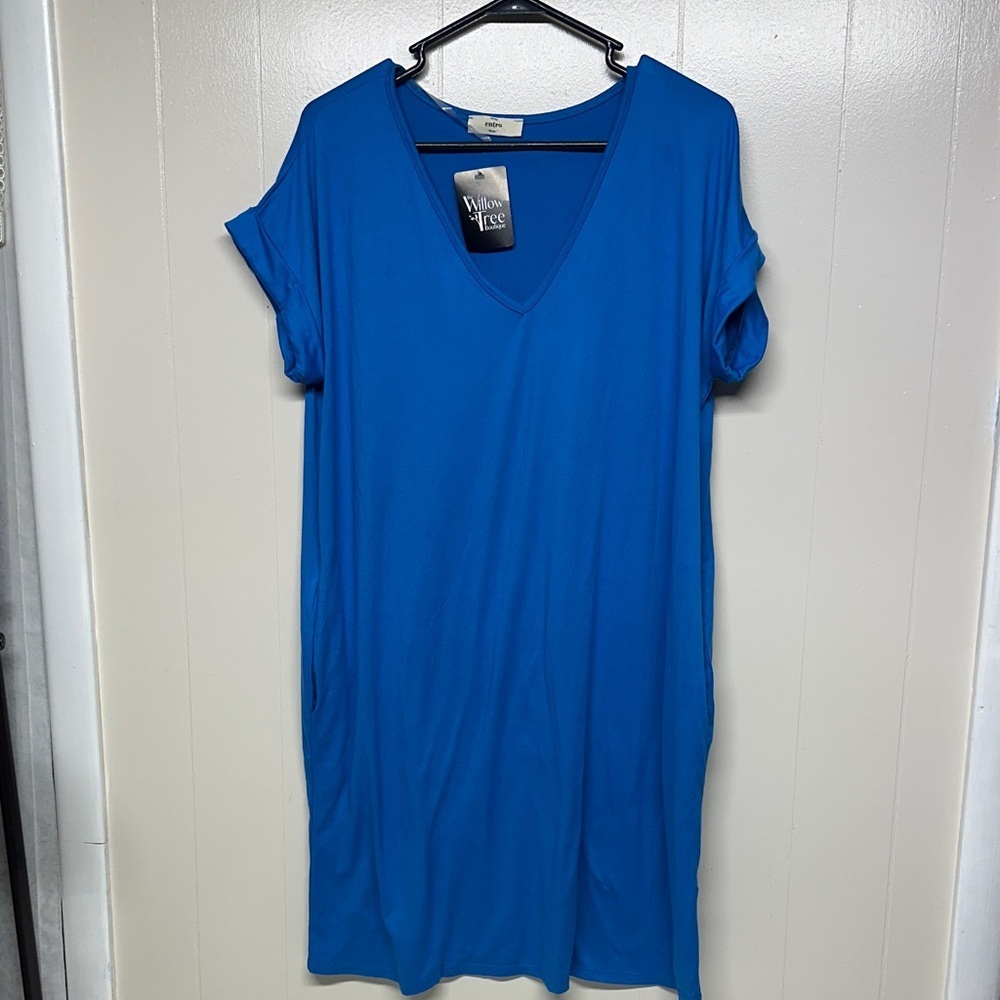 Willow Tree Vibrant Blue V-Neck Top super Soft